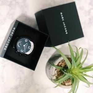 Sold Marc Jacobs hybrid watch UNISEX